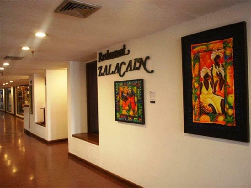 Hotel Cristina Suites Puerto La Cruz Exterior foto